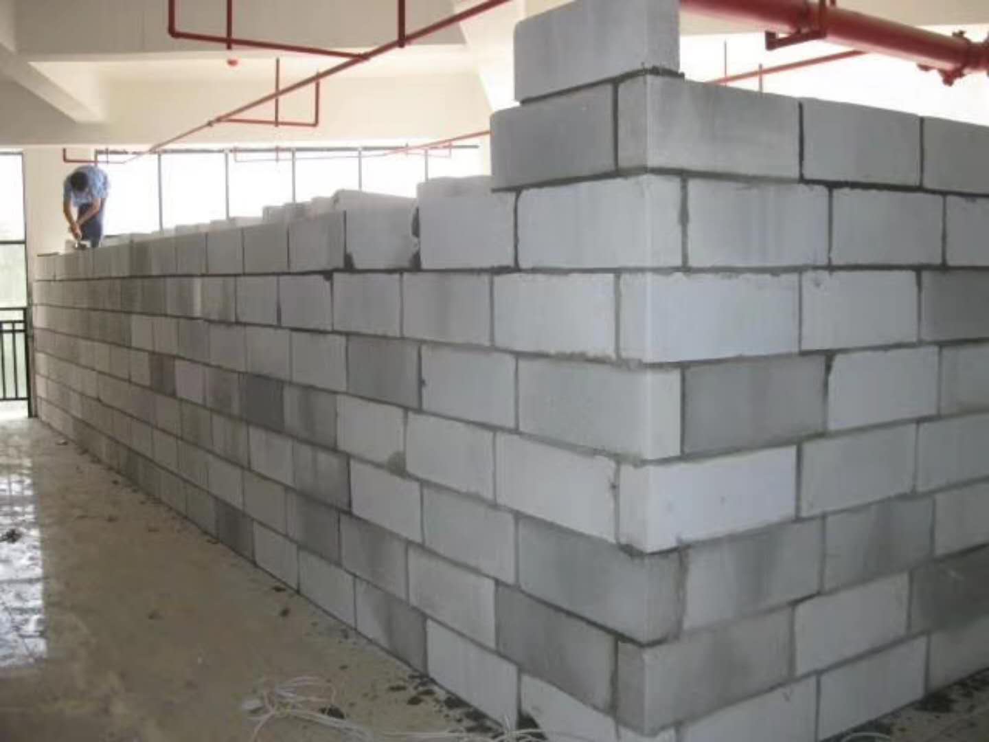 南乐蒸压加气混凝土砌块承重墙静力和抗震性能的研究